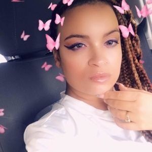 Meet your Posher, Jasmine